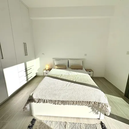 Tuludis Villa *